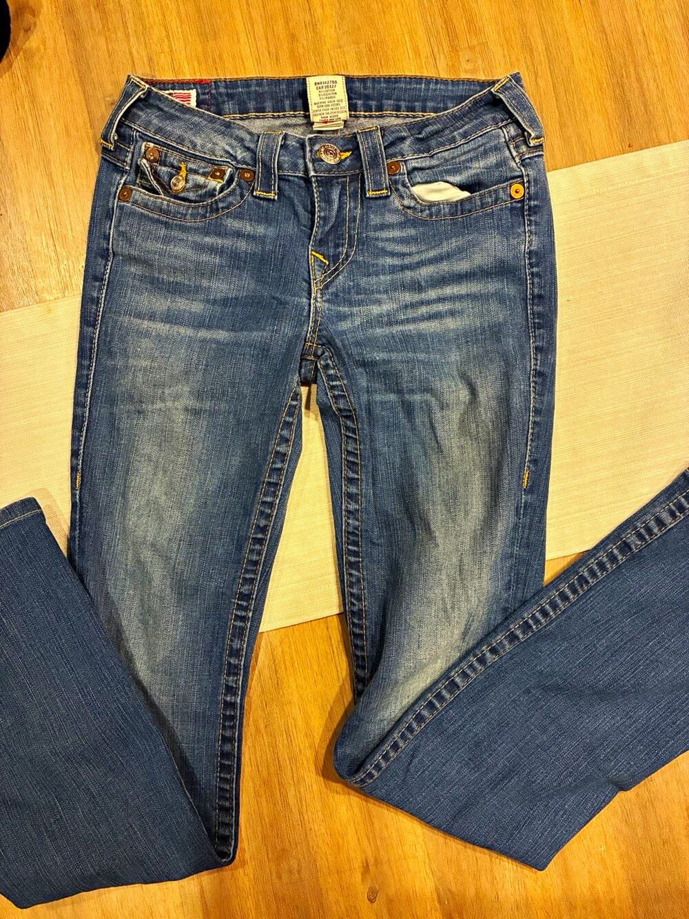 True Religion Women's Becky flare Jeans Blue Medium Wash Low Rise USA Sz 27